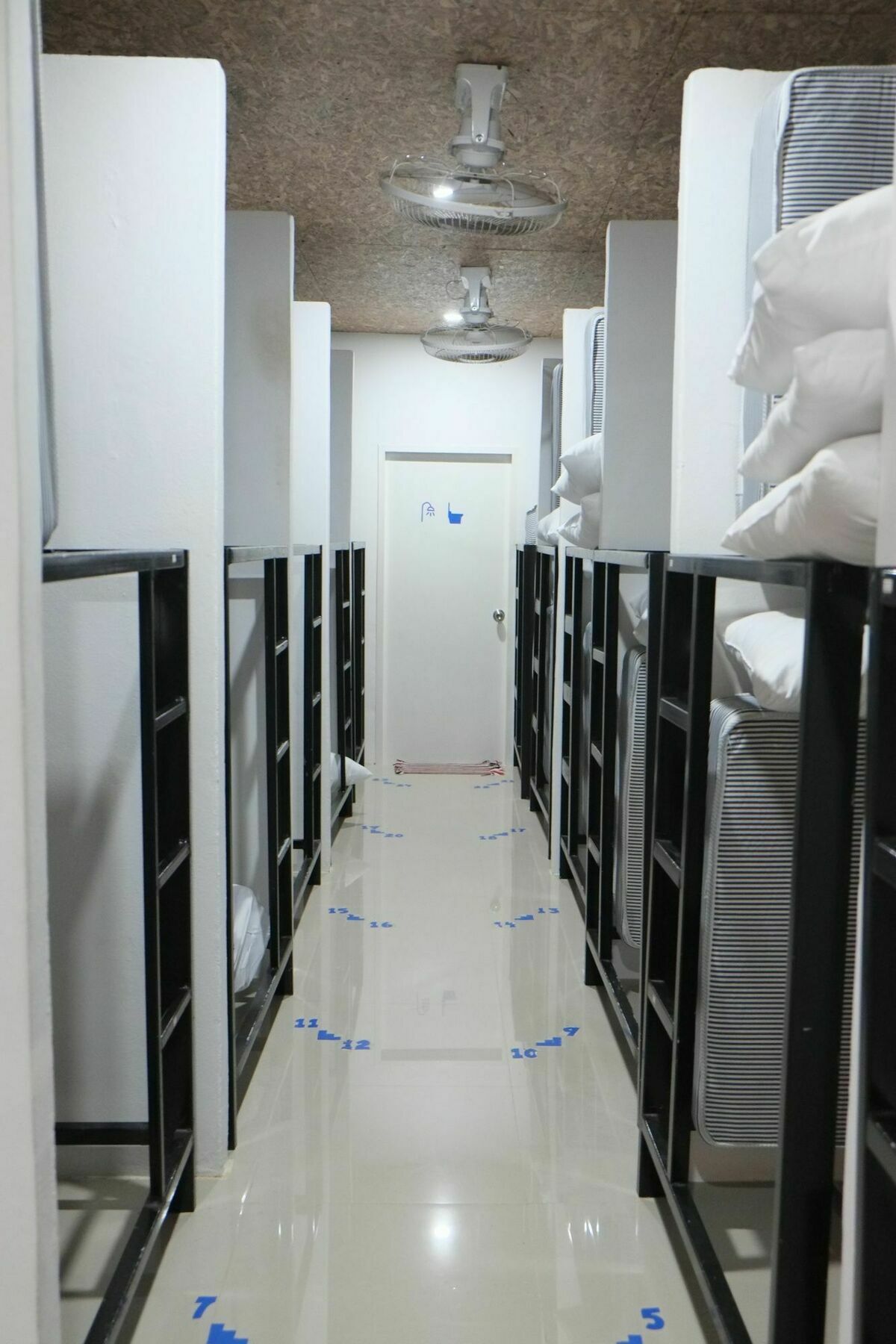 myPatong GuestHouse - Hostel Exterior foto